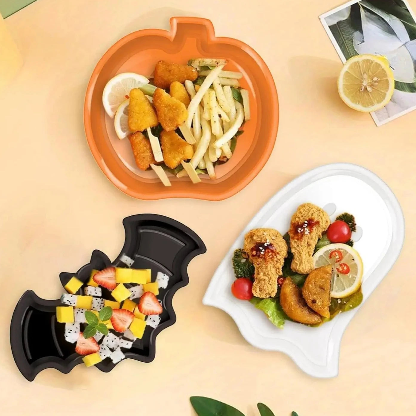 Halloween Plastic Serving Trays 1-5PCS Pumpkin Ghost Bat Candy Snack Plates for Party Table Decoration Display Use