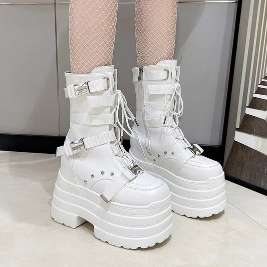 2026 New Punk Style Platform Women's Booties Luxury Dark Rivet Side Zipper Design Women's Rock Biker Boots Fall Winter Style