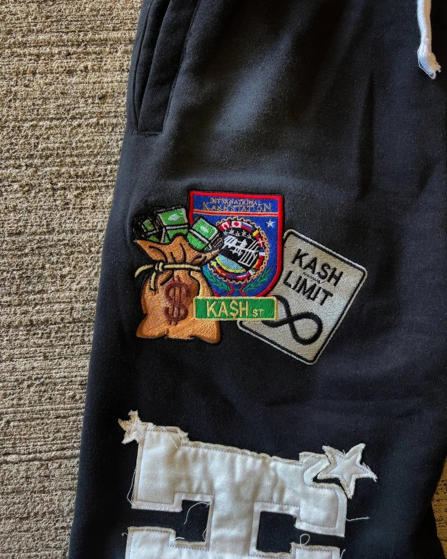 KASH Patch Y2K Sweat Pants